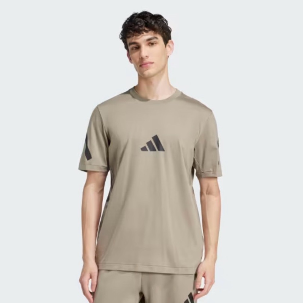 💙NWT💙 ADIDAS Z.N.E. Multi Sport Deporte Tee